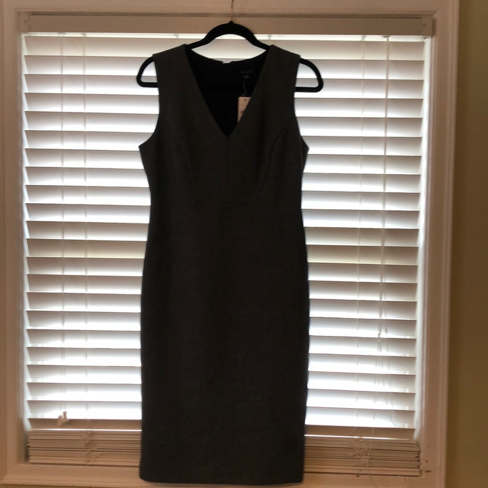 Sleeveless Ann Taylor dress